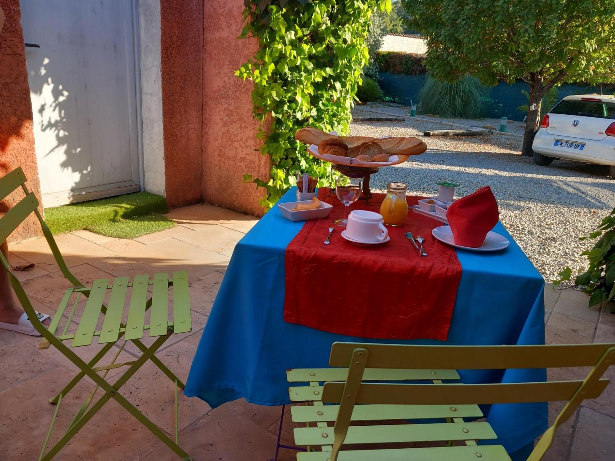 Bed and Breakfast Les Lezards 2 Au Soleil Draguignan Exterior foto