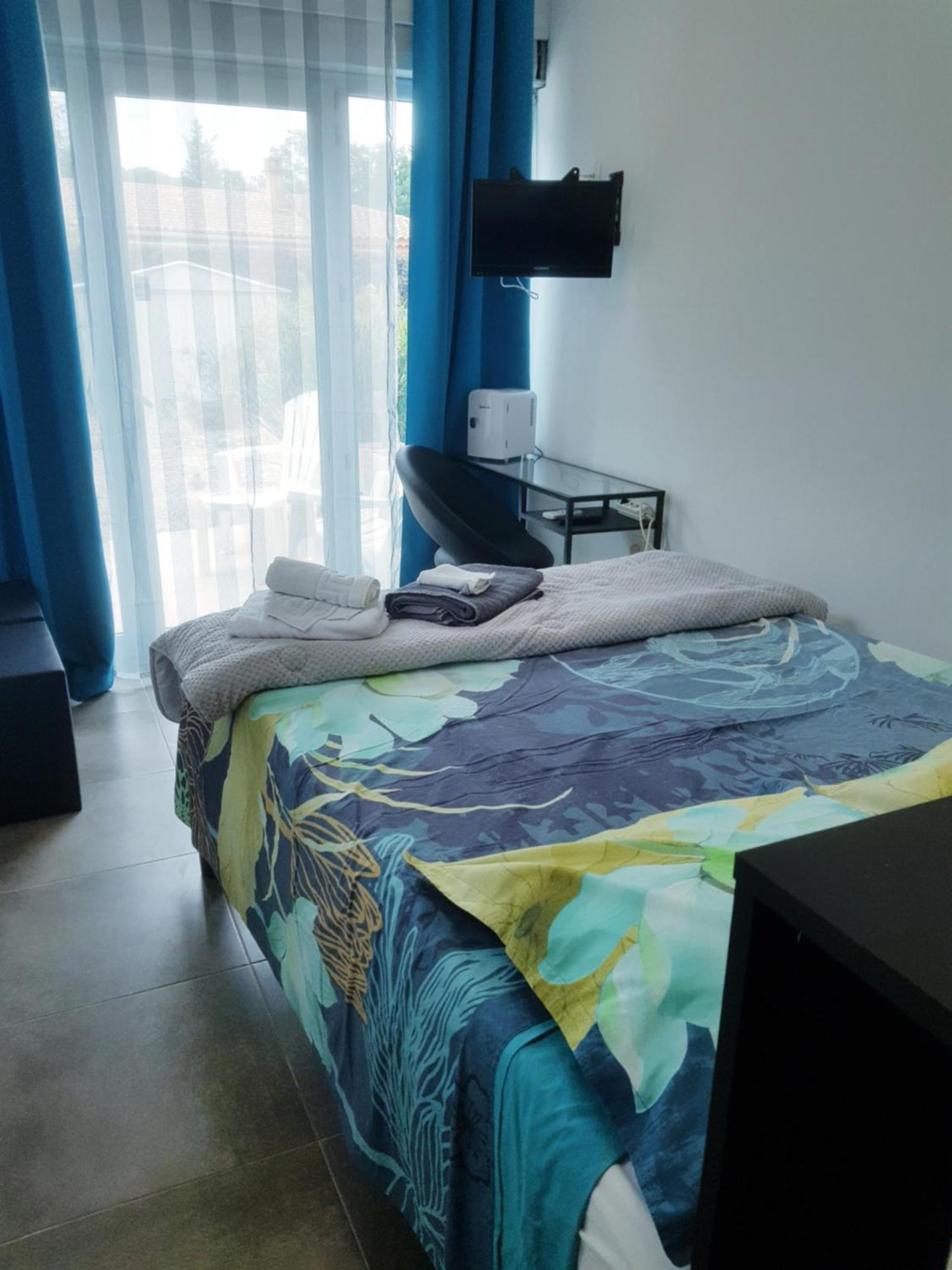 Bed and Breakfast Les Lezards 2 Au Soleil Draguignan Exterior foto